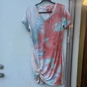 PatPat Coral & Aqua Tie-Dye V-Neck Twist-Hem Tunic